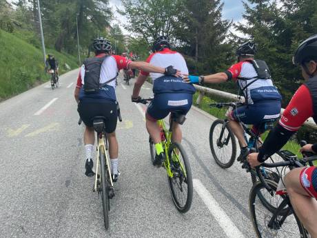 Na jaren van tegenslag doet Henk (57) uit Wijhe tóch mee aan Alpe d’HuZes: ‘Het was een hele opgave’