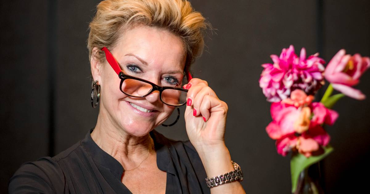 Musicalster Mariska van Kolck kan niet wachten om stelletjes te trouwen Rotterdam AD.nl