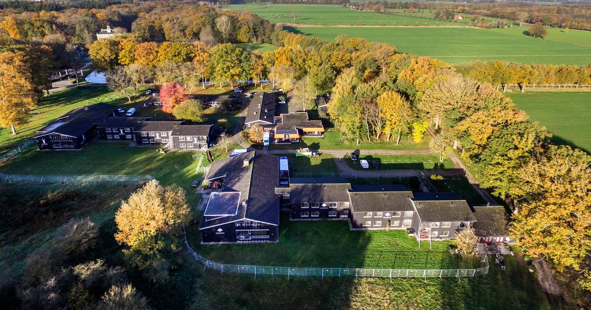 Eerste vier asielzoekers met coronabesmetting opgevangen op Den Alerdinck in Laag Zuthem