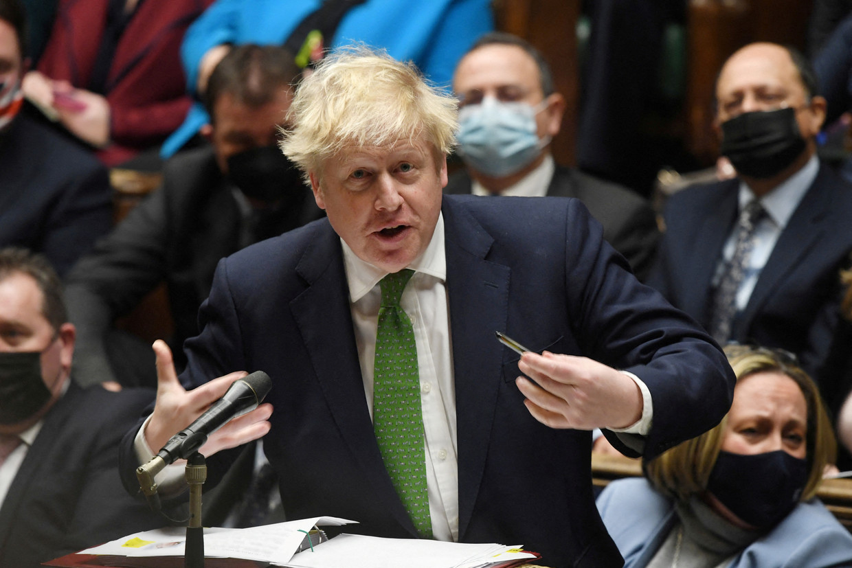 De Britse premier Boris Johnson tijdens een debat in het Lagerhuis. Beeld Reuters