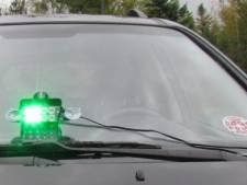 Als je in België een auto met groen zwaailicht ziet, kun je maar beter aan de kant gaan