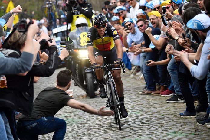 Philippe Gilbert op de Oude Kwaremont bij zijn overwinning  in de Ronde van Vlaanderen in 2017.