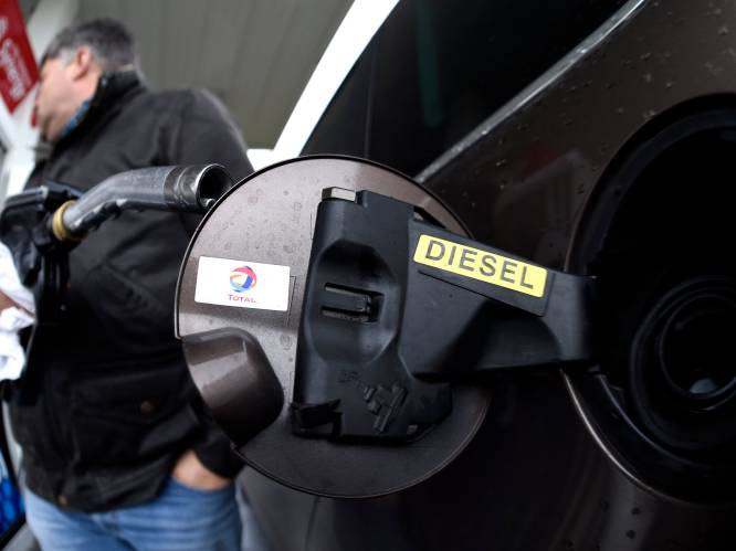Dieselprijs stijgt morgen naar recordniveau van 1,652 euro per liter