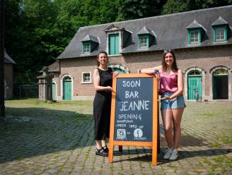 Séverine en Jaan presenteren BAR JEANNE: De pop-up bar gelegen op de prachtige pachthoeve in Drie Fonteinen