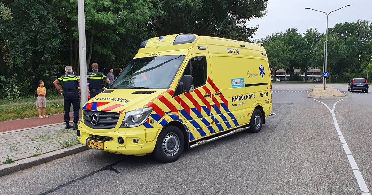 Kinderen krijgen traumabeertjes en zwangere vrouw gaat naar ziekenhuis na ongeluk in Nijmegen.