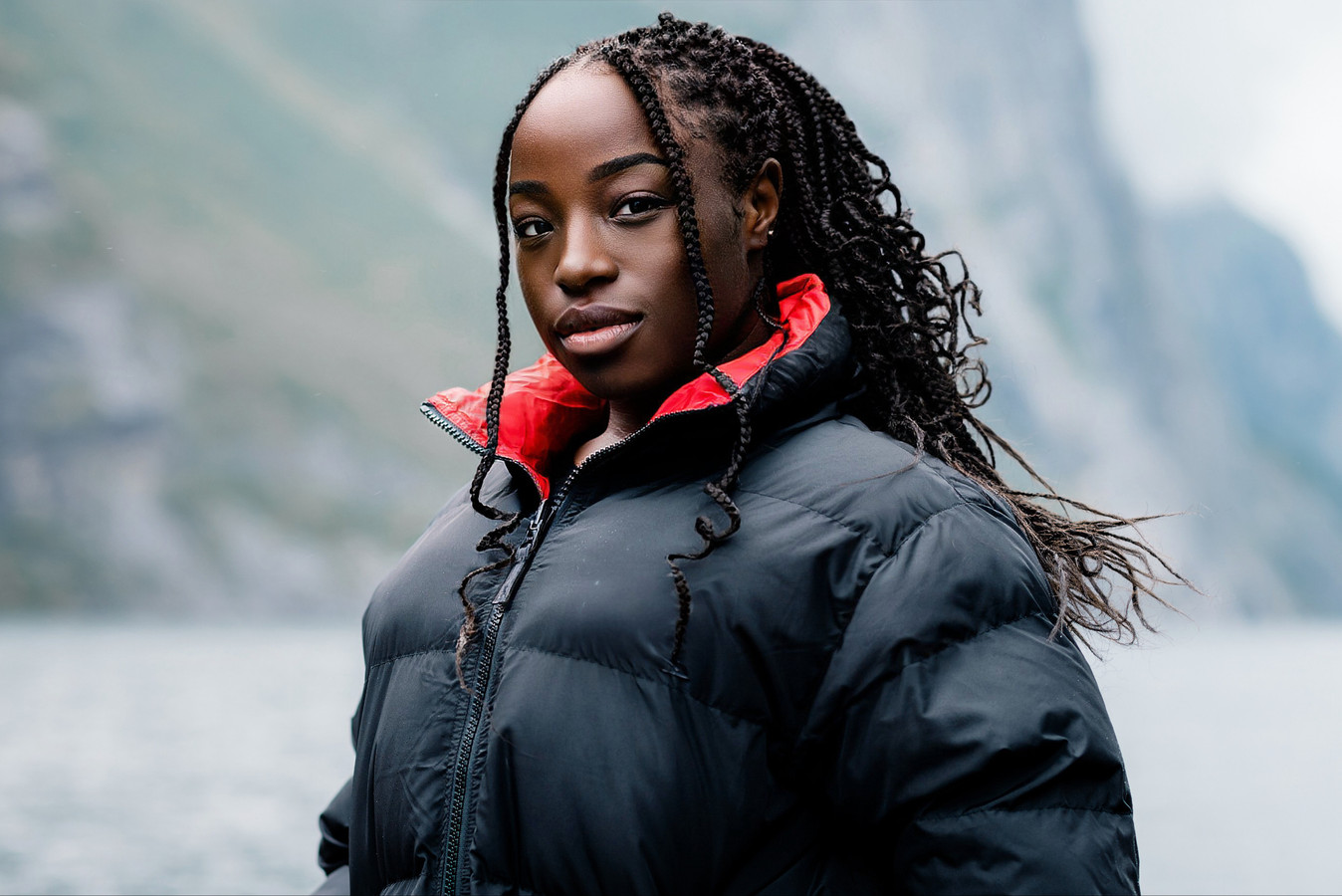 Rotterdamse Deleyciëlla (25) zat twee weken in de Noorse wildernis voor een  nieuw survivalprogramma | Foto | AD.nl