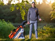 Denny (15) is de jongste topgolfer op het KLM Open, zijn vader en broer maken dat alleen niet meer mee