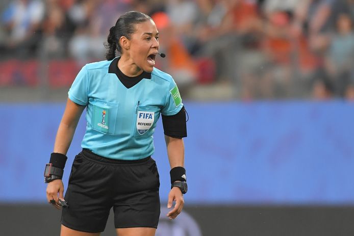 Edina Alves Batista tijdens de zestiende finale van het WK vrouwenvoetbal in 2019 tussen Nederland en Japan.