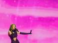 Zaal en kijkers laaiend enthousiast over songfestivaloptreden Nederlandse Stefania