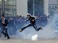 La police tunisienne tire des gaz lacrymogènes sur les manifestants