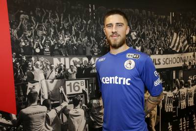 Advocaat over nieuwe keeper: Ik ken de man niet, we zien het wel