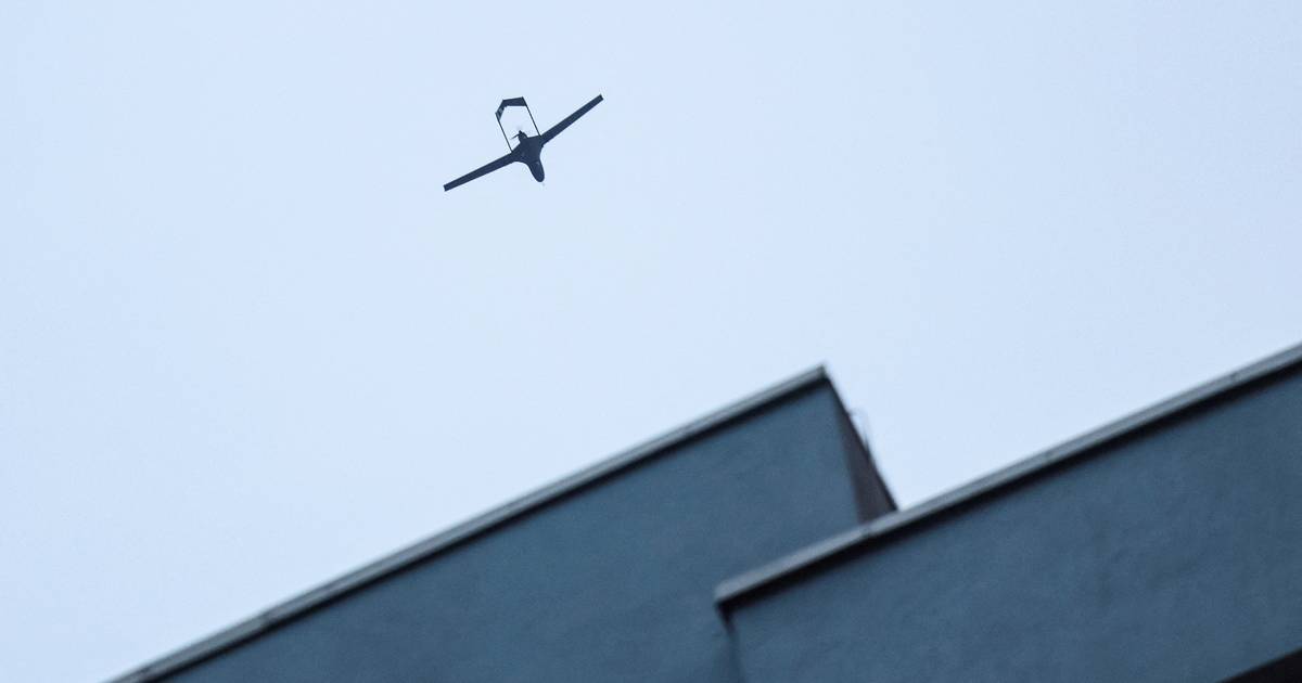 Новый инцидент с дронами на территории России: «повреждено здание нефтепровода» |  Война Украина и Россия