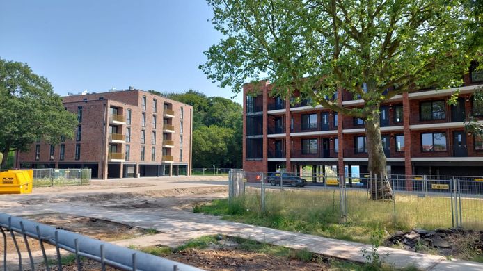 De twee appartementencomplexen aan de Bisschopsweg zijn gereed.