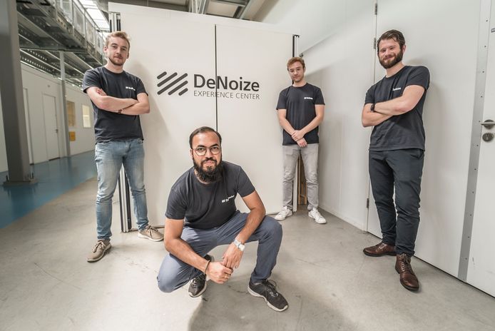 Het team van DeNoize, van links naar rechts: Jasper, Aman, Timothy en Koen