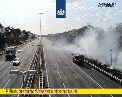 A12 weer open na grote bermbrand bij Woudenberg