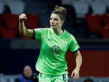 Dominique Janssen benut strafschop en helpt Wolfsburg aan zege op PSG