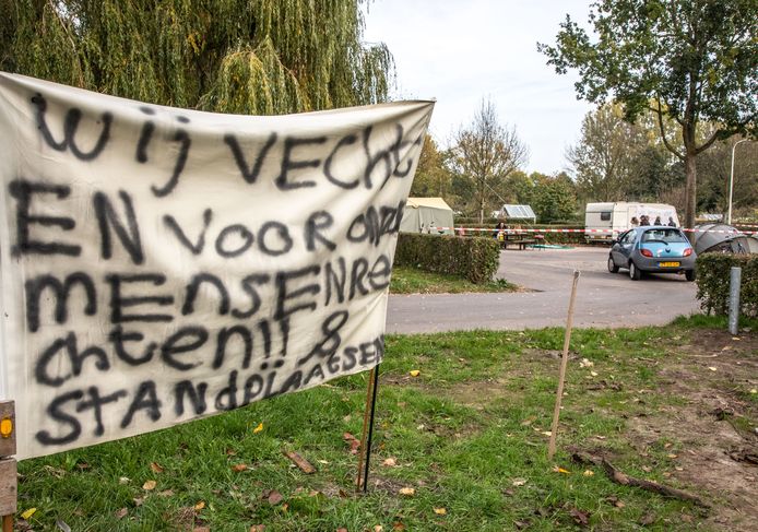Het woonwagenprotest in de Zwolse wijk Holtenbroek.