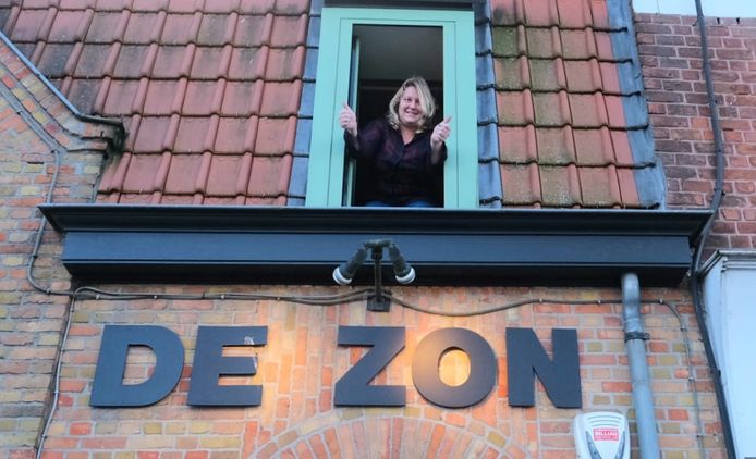 Sally Meysman, uitbaatster van café De Zon in Dranouter, kijkt reikhalzend uit naar het festival.