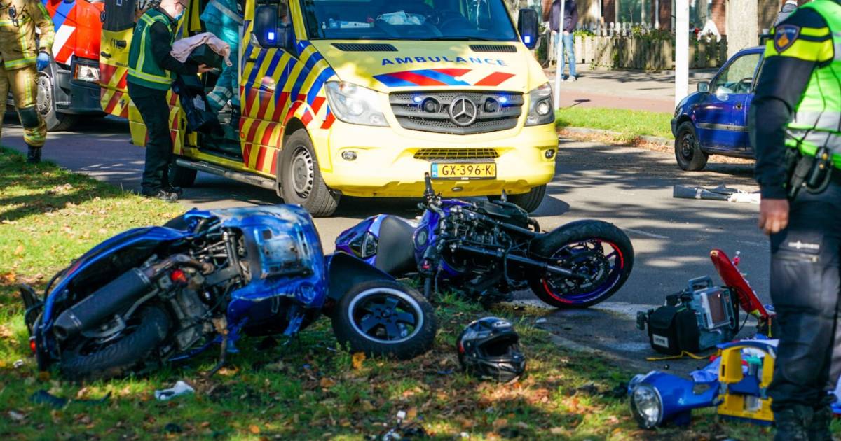 Motorrijder die zwaargewond raakte draait op voor schade na ongeval, ook al kreeg hij geen voorrang.