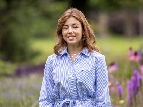 Is opleiding in Wales voor Alexia net zo'n vlucht als voor haar vader, Willem-Alexander?