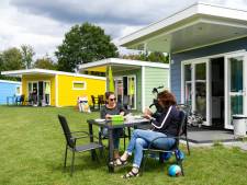 Herfstvakantie zorgt voor topdrukte in huisjesparken: ‘Hard zoeken om nog een plekje te vinden’