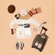 Dit zijn de beste spullen voor op reis, van survivalkit tot de Carry On Cocktail Kit