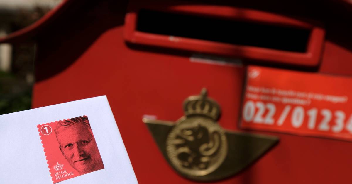Postzegel wordt vanaf 2025 weer duurder, pakje kost 1 euro extra