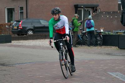 Wielrenners crossen op NK door Elspeet en Vierhouten: ‘Zet Veluwe op de kaart’