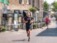 Het belooft een hete dag te worden zaterdag. Patrick van den Bosch bereidt zich goed voor op de Halve Marathon Zwolle.