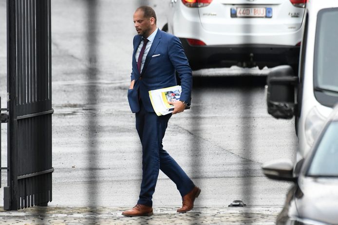 Twee keer keken de overgebleven zes partijen elkaar al in de ogen, hier met Theo Francken op 28 augustus.