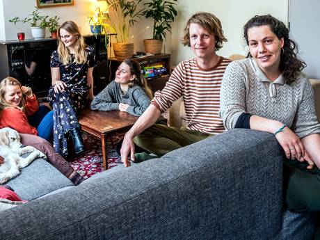 Joanne en Olivier wonen in een woongroep: ‘Je mag hier wonen als je onder de 42.000 per jaar verdient’