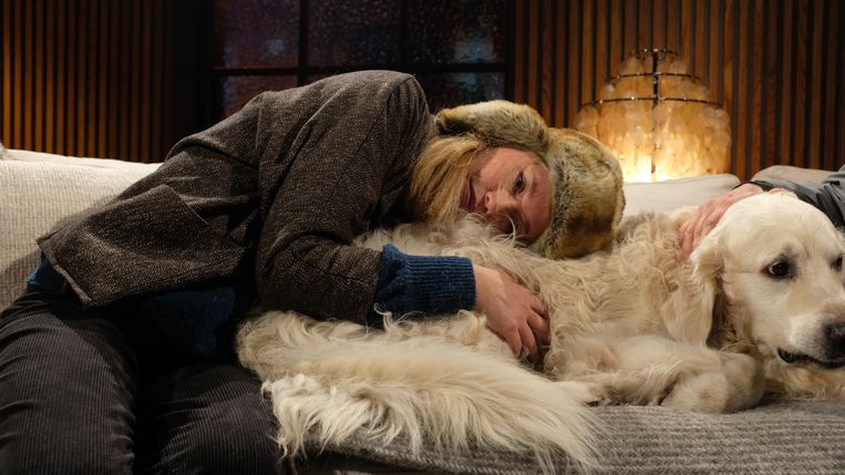Naima Joris en Swami Bami in 'Winteruur' Beeld Panenka