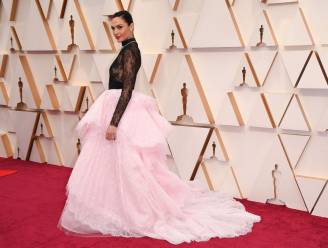 Afdragertjes en grote mouwen: 5 trends op de rode loper van de Oscars