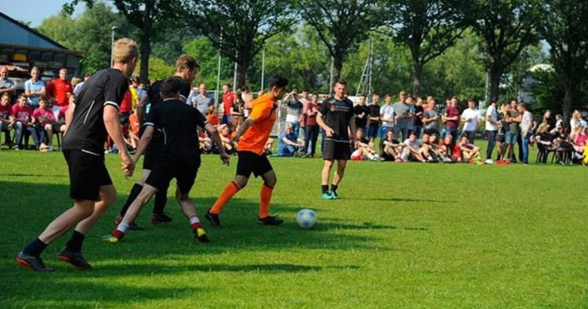 Twee dagen voetbal en feest tijdens Spoordonks Dribbeltoernooi - Eindhovens Dagblad