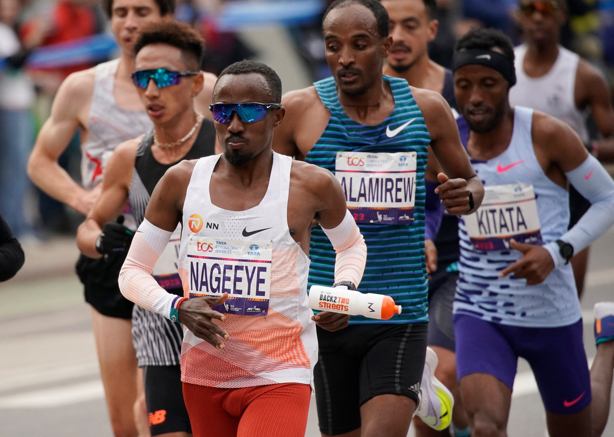 Abdi Nageeye vierde in marathon van New York ‘Mijn benen voelden prima