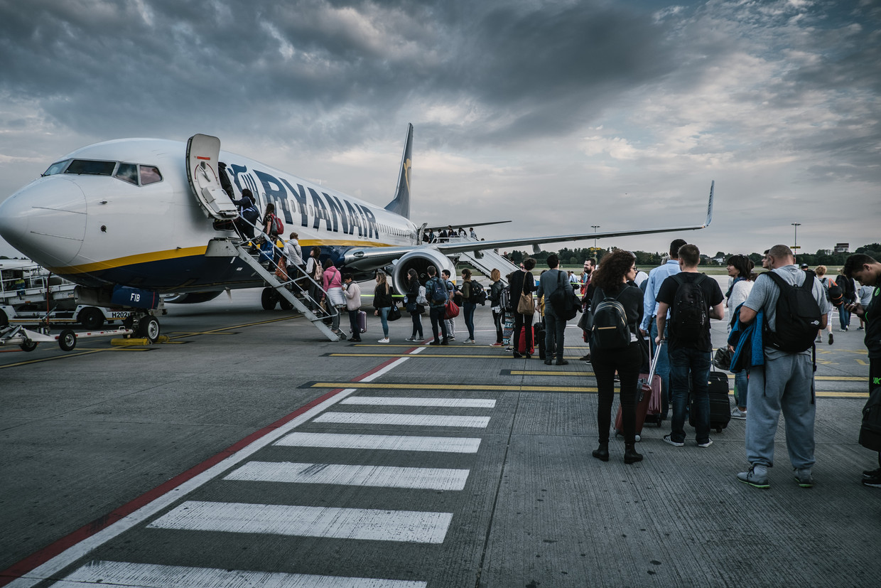 null Image Water Van Vureen