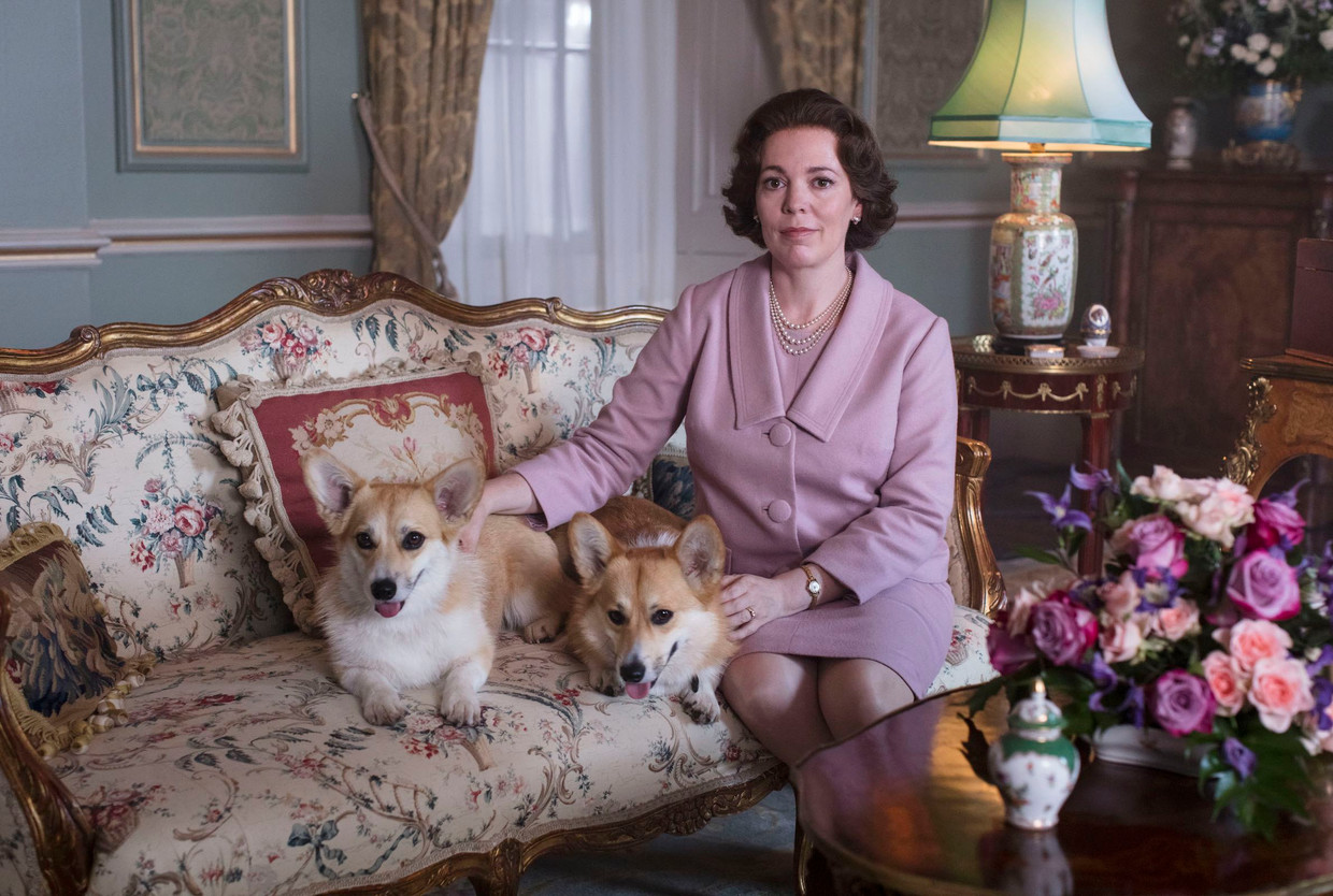 Oscarwinnende Olivia Colman speelt vanaf dit seizoen queen Elizabeth. Beeld  