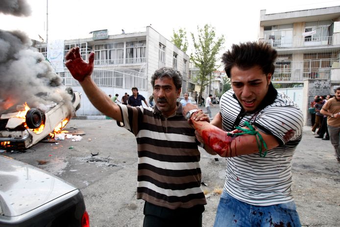 Amnesty International concludeert dat de Iraanse veiligheidsdiensten "ongewettigd geweld gebruikten tijdens de protesten".