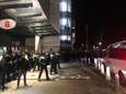 Woedende PSV-supporters bestormen ingang Philips Stadion, ME grijpt in