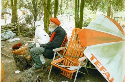 Een textielfabrikant van wie de apen verbrandden in huis: het wonderlijke leven van paradijsvogel Va