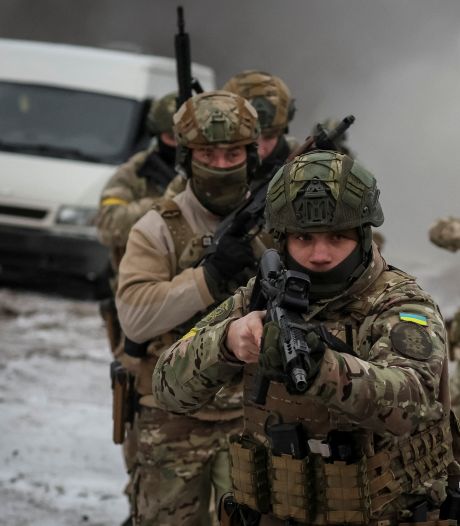 L'Ukraine craint que les chars n’arrivent trop tard: Zelensky appelle à accélérer les nouvelles livraisons d'armes