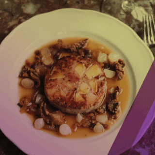 At Weinlokal Stern, you order a Berliner Currywurst with your Riesling: ‘Our idea was: the more German, the better’