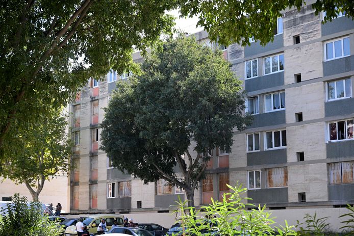 Beeld ter illustratie. Deze foto toont een gebouw in het 10e arrondissement van Marseille in Zuid-Frankrijk, waar op 10 september 2023 een vrouw in haar appartement werd neergeschoten.