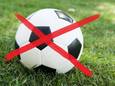 Bij voetbalvereniging De Meeuwen zijn alle wedstrijden van dit weekend uitgesteld.