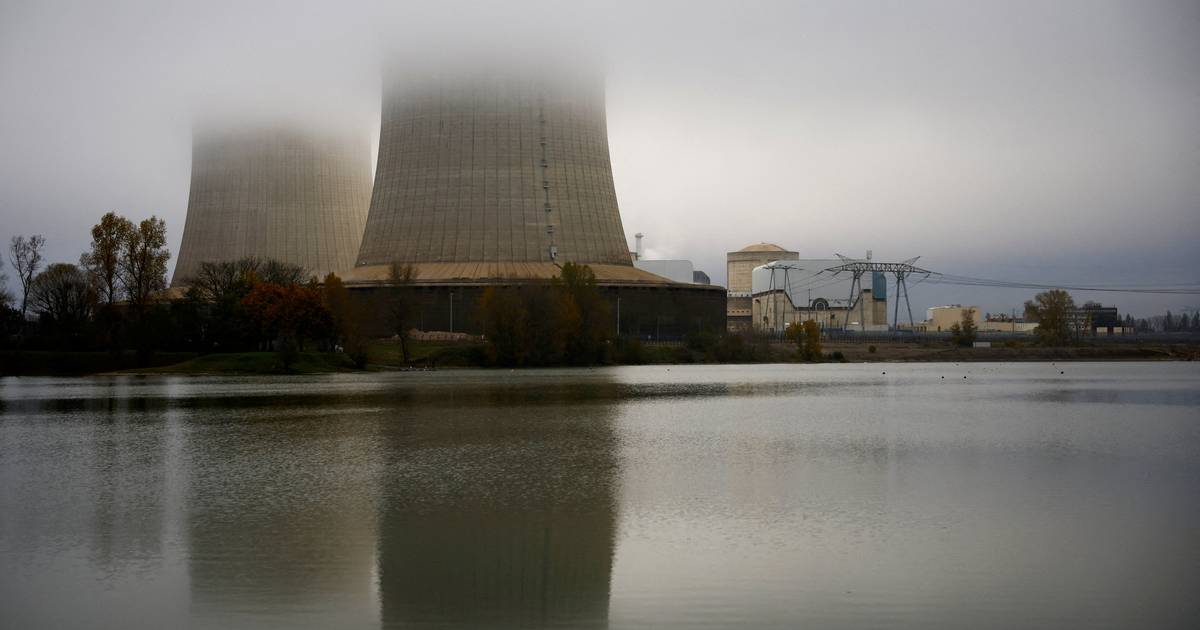 France wants more new nuclear power plants |  outside