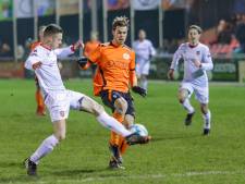 Clubtopscorers Jordi Lammertink en Matiz Garttener tegenover elkaar in Betuwse topper