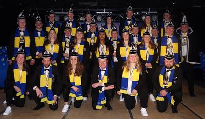 Wat met een geintje begon, is nu serieus werkelijkheid: vrouwen in de raad van 11 van Bakelse Pierew