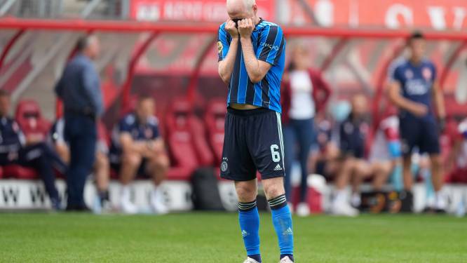 Slordig Ajax ziet af tegen FC Twente en laat punten liggen in Enschede