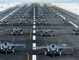 Amerikaanse F-35's oefenen hun olifantenpas