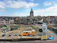 Het terrein waar voorheen het postkantoor stond ligt al lange tijd braak. Het gebied wordt nu tijdelijk ingezaaid en ook het hekwerk wordt weggehaald.